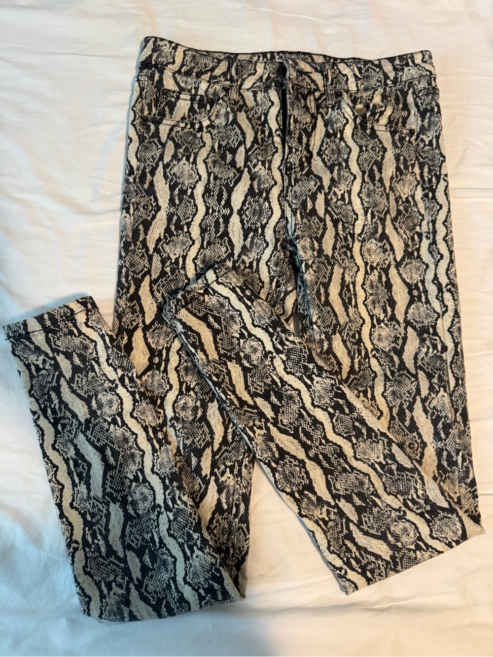 Snake Print Skinny Pants in Black & Cream